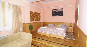 Фото номера Трехместный номер Гостевой дом Inn na Oktyabrskoy г. Алушта 5