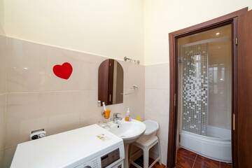 Фото номера Люкс Гостиница Кинг г. Алушта 3