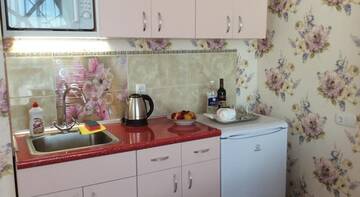 Фото номера Большой двухместный номер Гостиница Guest House Sad г. Алушта 18