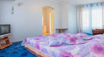 Фото номера Двухместный номер с 1 кроватью и балконом Гостиница Vostorg Mini Hotel г. Алушта 5