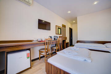 Фото номера Трехместный номер Делюкс Гостиница Южный берег г. Алушта 3