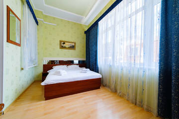 Фото номера Апартаменты - 1-й этаж Гостиница Южный берег г. Алушта 4