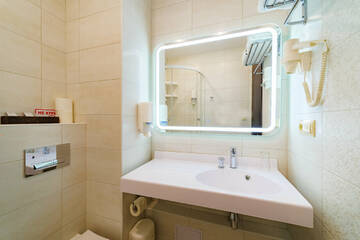 Фото номера Стандартный трехместный номер Гостиница Южный берег г. Алушта 8