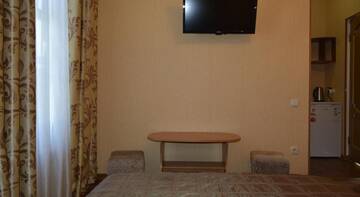 Фото номера Классический трехместный номер Гостиница Guest House na Gorkogo г. Алушта 15