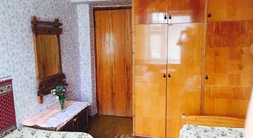 Фото номера Двухместный номер с 2 отдельными кроватями и общей ванной комнатой Гостиница Pansionat Kaissa г. Алушта 3