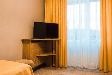 Фото номера 3-х местный эконом. Корпус №4, 5, 6 Санаторий Славутич г. Алушта 7