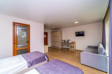 Фото номера Двухместный улучшенный. Корпус № 10, 11 Санаторий Славутич г. Алушта 11