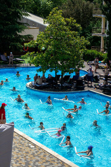 Фото Санаторий Славутич г. Алушта 1