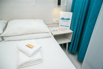 Фото номера Трехместный Бизнес Санаторий Славутич г. Алушта 10