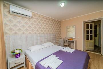 Фото номера Апартаменты. Корпус № 10, 11 Санаторий Славутич г. Алушта 16