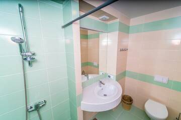 Фото номера Двухместный улучшенный. Корпус № 10, 11 Санаторий Славутич г. Алушта 14