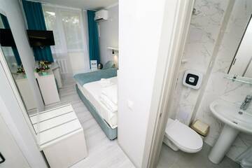 Фото номера Двухместный Бизнес Санаторий Славутич г. Алушта 9