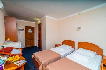 Фото номера Двухместный стандарт. Корпус № 10, 11 Санаторий Славутич г. Алушта 7