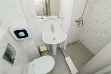 Фото номера Двухместный Бизнес Санаторий Славутич г. Алушта 12