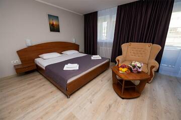 Фото номера Однокомнатный фэмили Санаторий Славутич г. Алушта 6