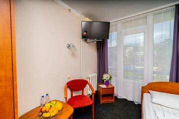 Фото номера Одноместный стандарт. Корпус № 10, 11 Санаторий Славутич г. Алушта 7