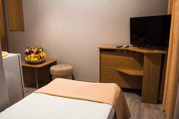 Фото номера 1-но местный эконом. Корпус №5, 6 Санаторий Славутич г. Алушта 2