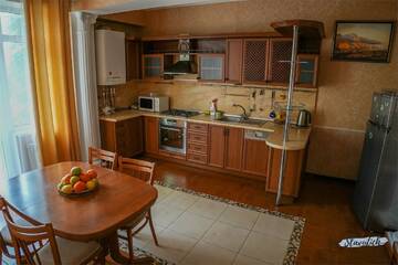 Фото номера Апартамент двухуровневый. Корпус №9 Санаторий Славутич г. Алушта 3