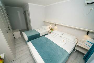 Фото номера Трехместный Бизнес Санаторий Славутич г. Алушта 15