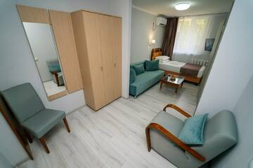 Фото номера Двухкомнатный делюкс Санаторий Славутич г. Алушта 5