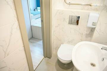 Фото номера Двухместный Бизнес Санаторий Славутич г. Алушта 11