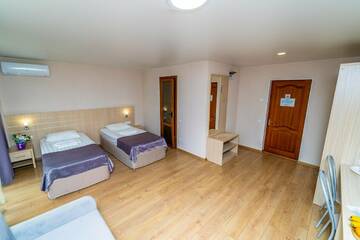 Фото номера Двухместный улучшенный. Корпус № 10, 11 Санаторий Славутич г. Алушта 9