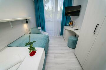 Фото номера Одноместный Бизнес Санаторий Славутич г. Алушта 3