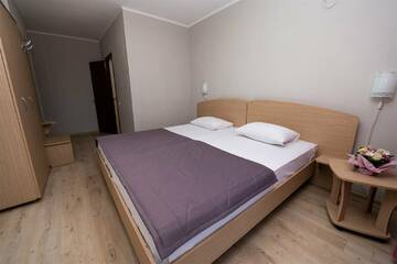 Фото номера Двухместный комфорт Санаторий Славутич г. Алушта 2