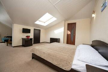 Фото номера Оптима улучшенный. Корпус №9 Санаторий Славутич г. Алушта 5