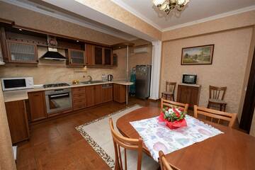 Фото номера Апартамент двухуровневый. Корпус №9 Санаторий Славутич г. Алушта 5