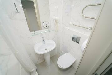 Фото номера Одноместный Бизнес Санаторий Славутич г. Алушта 13