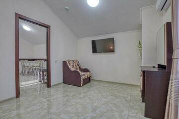 Фото номера Апартамент двухкомнатный. Корпус №9 Санаторий Славутич г. Алушта 4