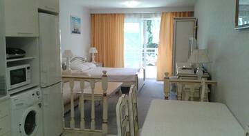 Фото номера Апартаменты Апартаменты Apartment Krasnoflotskaya 1 г. Алушта 6