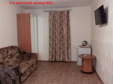 Фото номера Трехместный номер Гостиница Guest House na Baglikova 22a г. Алушта 7