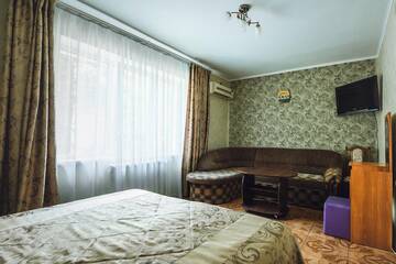 Фото номера Трехместный номер  Гостевой дом Восточный Уголок г. Алушта 9